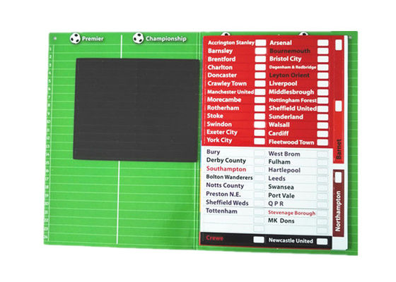 Set di attività magnetiche personalizzabili che include tavolo da gioco magnetico per calcio balilla, magnete per frigorifero e pezzi magnetici per attività per il gioco interattivo